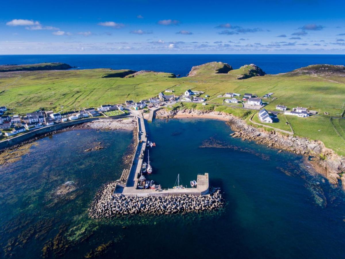 Ostan Oilean Thorai Tory Island Hotel West Town  Bagian luar foto